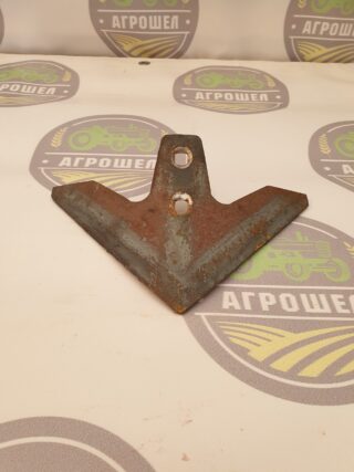 Лапа стрілчаста 220мм Н.043.05.402 з наплавленням сормайтом