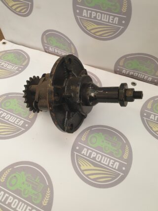 Маточина опорного колеса КРН Н.130.02.401-01 (в зборі з зірочкою)