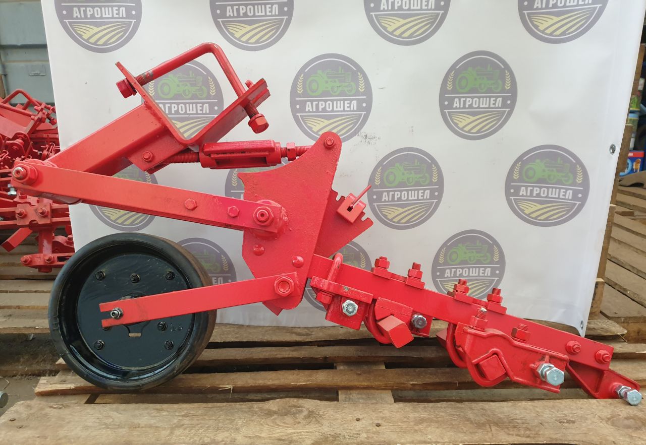 Культиватор КРН 5.6 (підшипник 205) 12мм з транспортним пристроєм