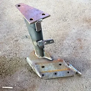 Стійка плуга Bomet 30 низька (голий корпус)