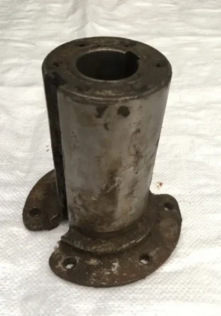 Маточина 54-62241Г блоку шківів позитора (нерухома)