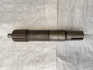 Вал муфти зчеплення 260-1601404 (Д-260)