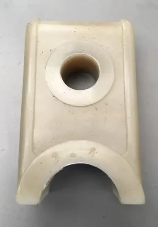 Напівпідшипник 3518050-10013 грабліни мотовила нижній (поліамід)